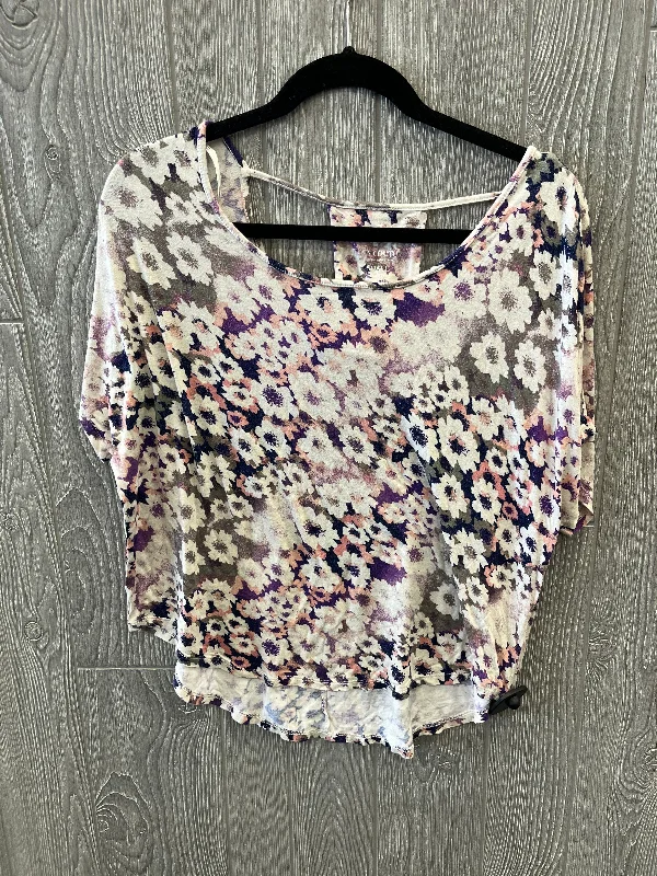 women's tops for those who want to create outfits that reflect their personal style and sense of fashionPurple Top Short Sleeve Juicy Couture, Size S