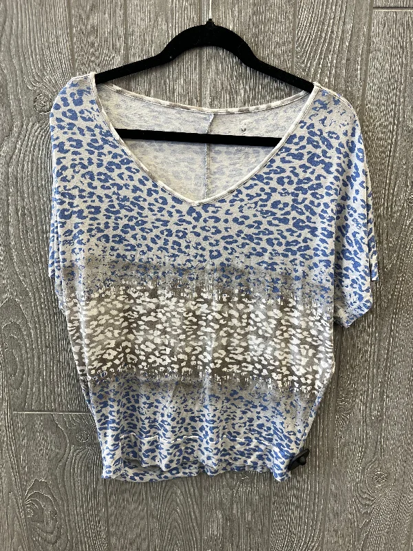 women's tops for those who want to wear pieces that are both comfortable and stylishBlue Top Short Sleeve Juicy Couture, Size S