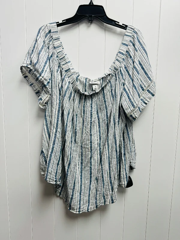 affordable women's topsBlue Top Short Sleeve Ava & Viv, Size 4x