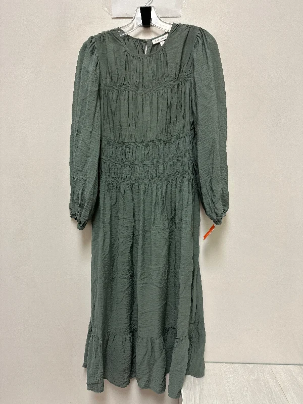 Cocktail DressDress Casual Maxi By Prologue In Green, Size: S