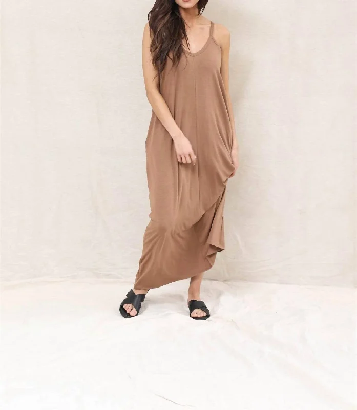 Trumpet DressEveryday Maxi Dress In Deep Camel